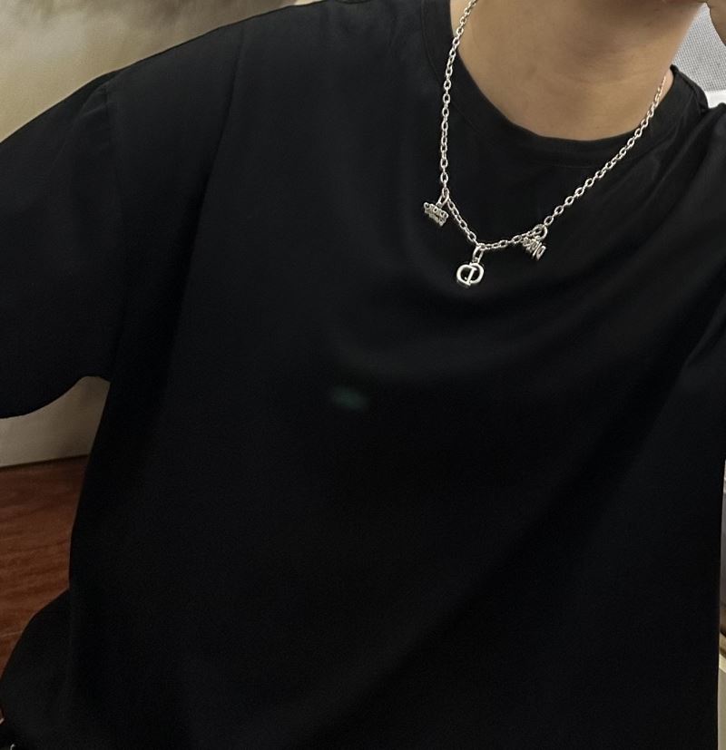 chr1st1an D10r necklaces